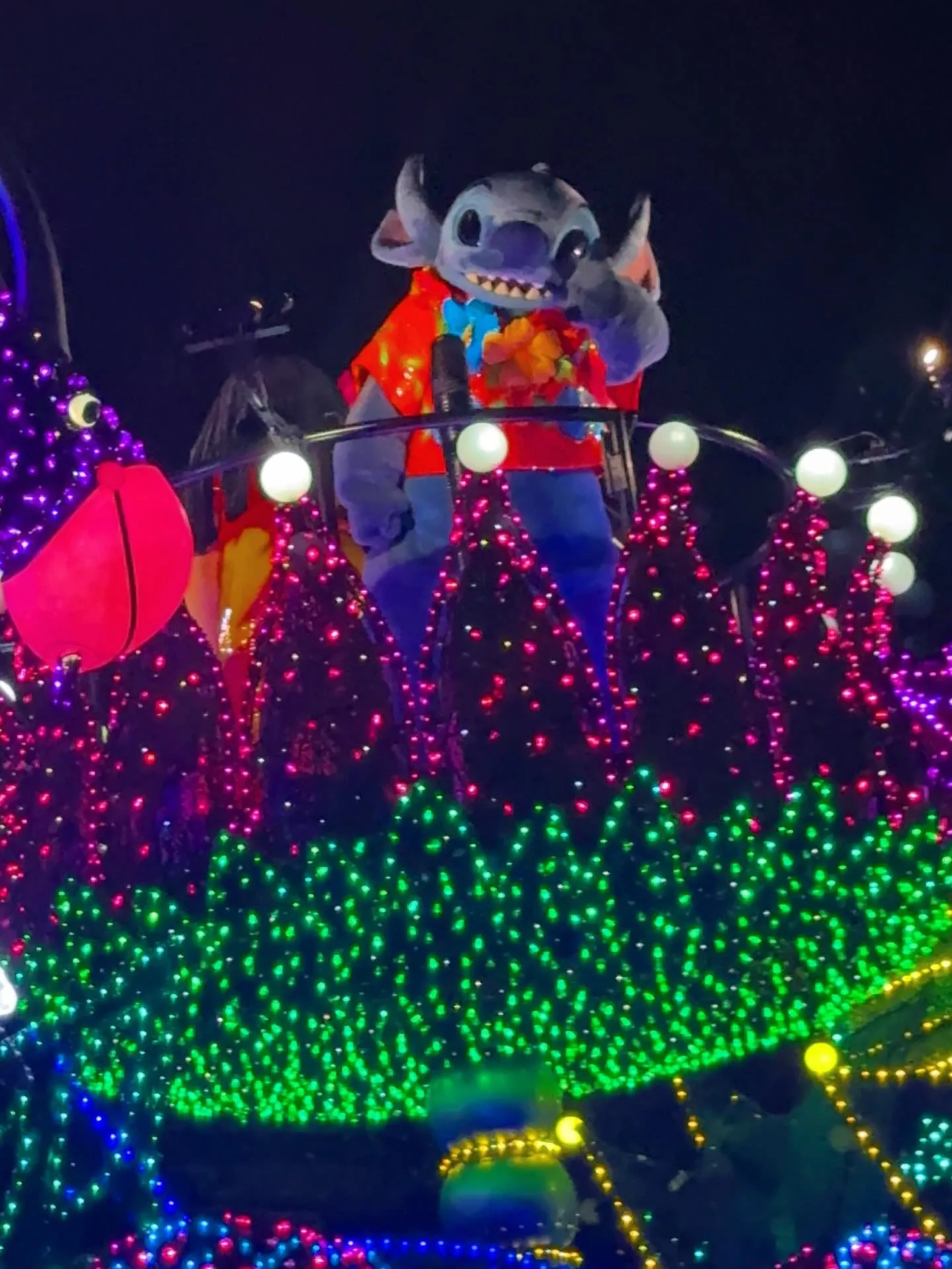 今年もお盆休みにディズニーに行ってきました〜〜！